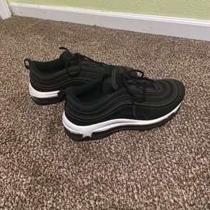 woman’s airmax 97 Nike size 9.5 black barely worn